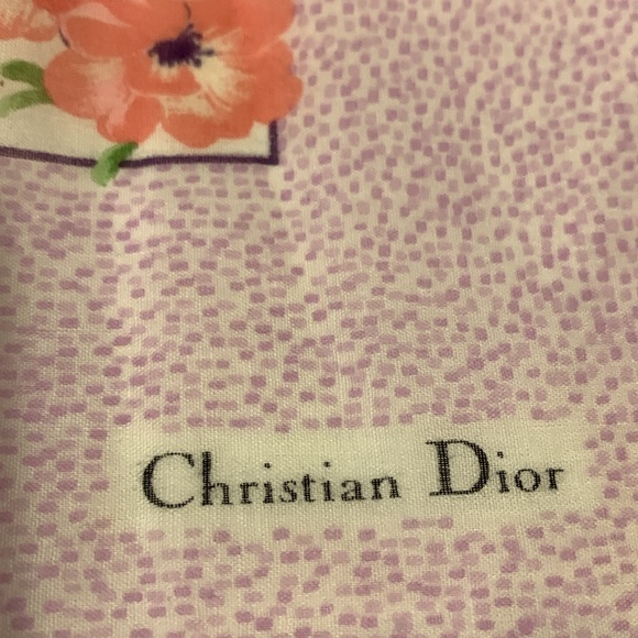 Beautiful Authentic DIOR scarf !! - Picture 2 of 8